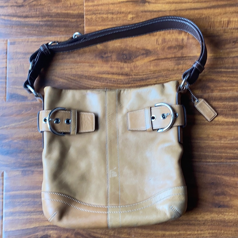Coach tan leather purse